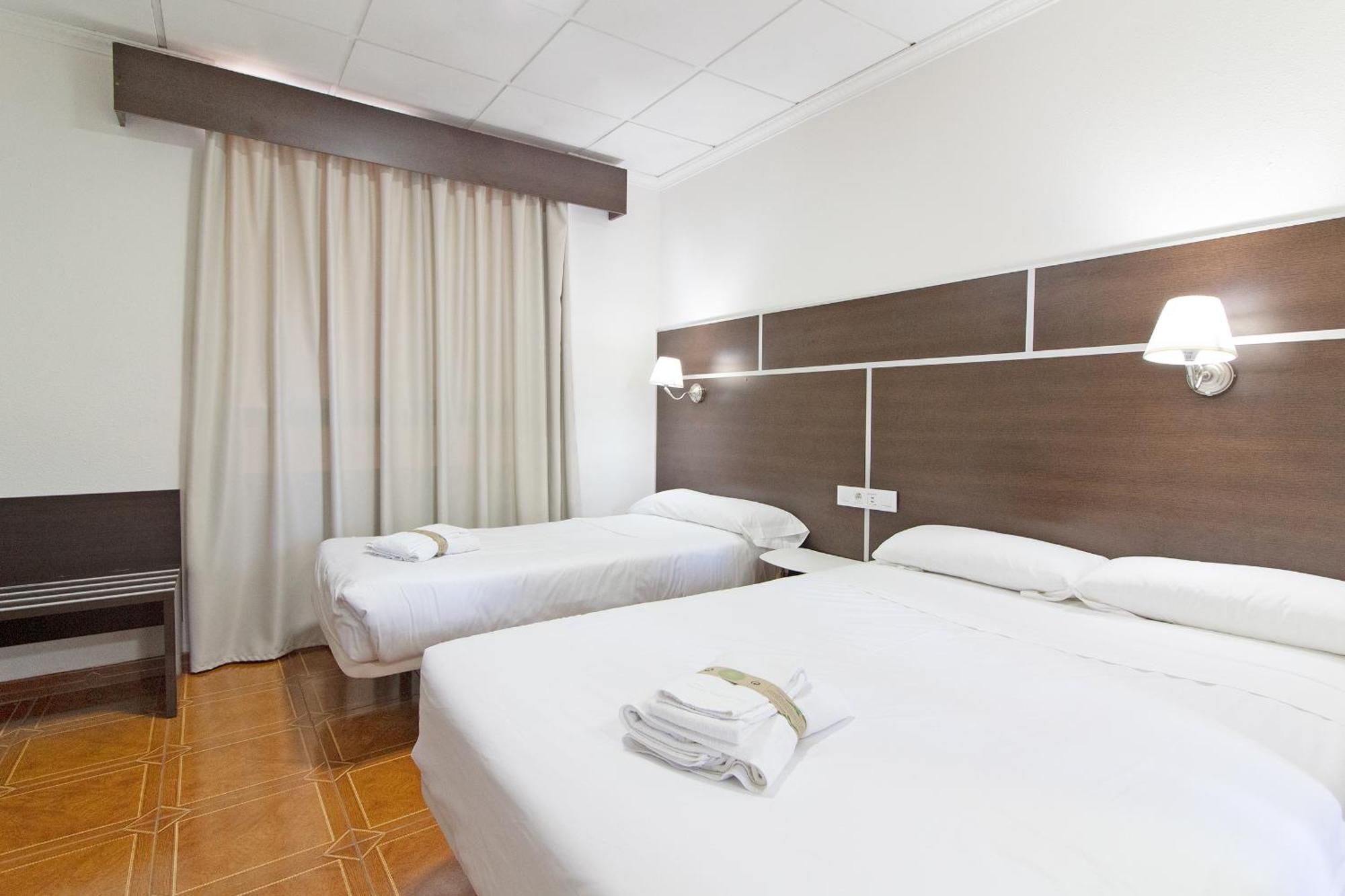 Hotel Sagunto Exterior photo